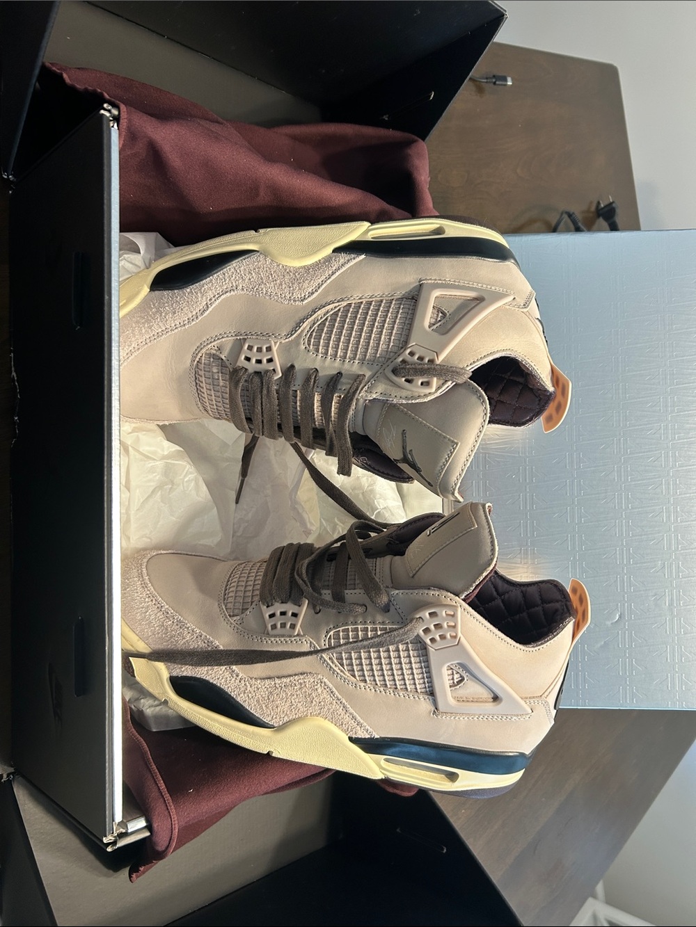 Jordan 4 Retro OG A Ma Maniere While You Were Sleeping